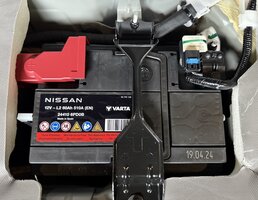 Varta_60Ah_24410 6PD0B.jpg